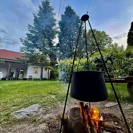 Gesztenyehaz With Hot Tub Vakantiehuis *