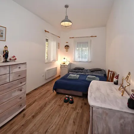 Vakantiehuis Gesztenyehaz With Hot Tub