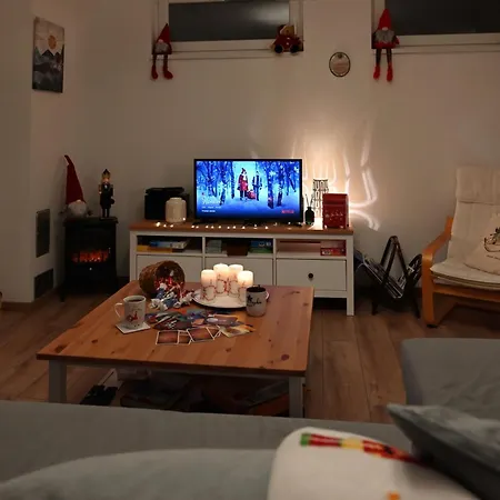 Gesztenyehaz Vendeghaz A Dunakanyarban Fuerdodezsaval Leányfalu