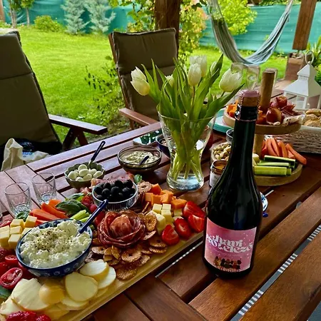 Gesztenyehaz With Hot Tub * Leányfalu